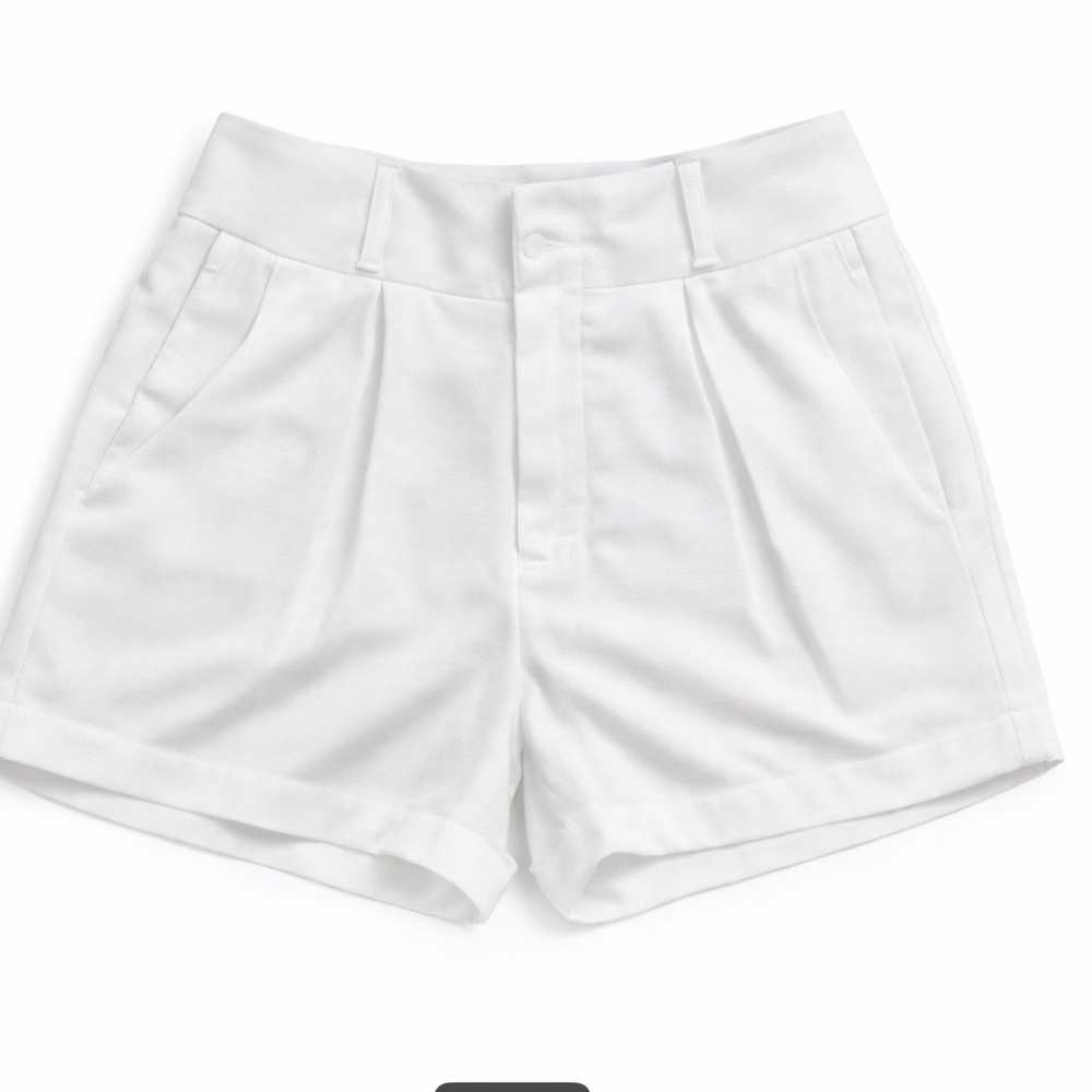 Women’s White High-Waist Pleated Shorts